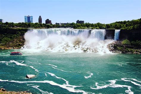 Les chutes nues de Washington regorgent de piscines magiques